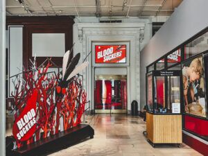 711485353-field-museum-01