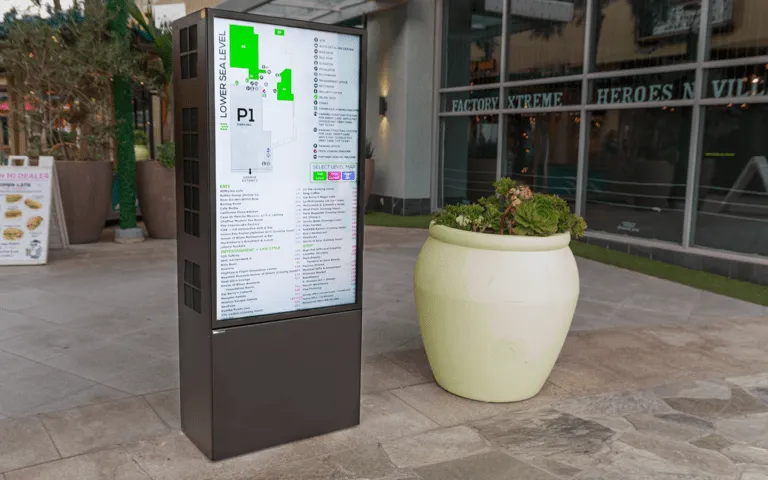 DSA SIGNAGE_Digital_kiosk_Anaheim_gardenwalk