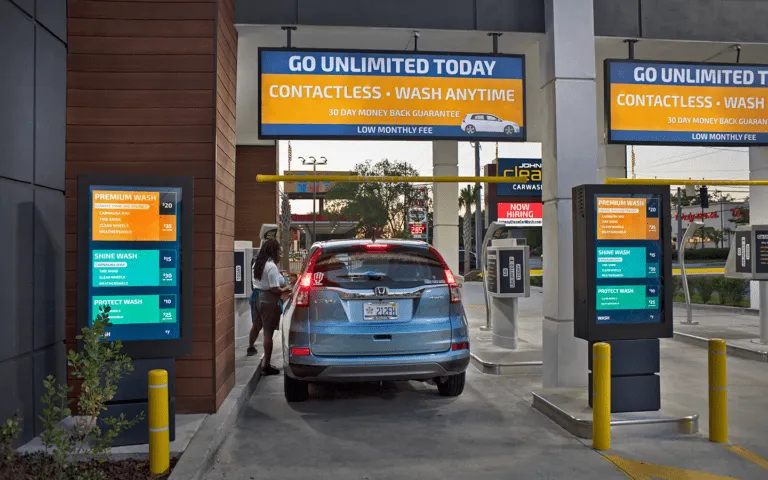 DSA SIGNAGE_Digital_menuboard_johnny_clean_carwash