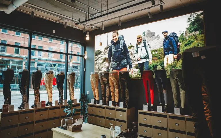 DSA-Signage-Fjallraven-Denver