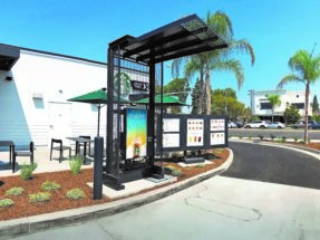 711480329-starbucks_001