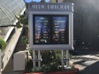 DSA_Signage_Digital_directory_universal_studios dsa_universal_studios_lightbox