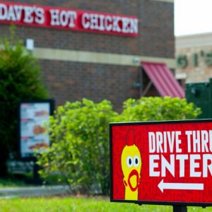 dsa-signage-daves-hot-chicken