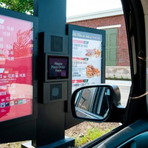 dsa-signage-daves-hot-chicken-slider-4